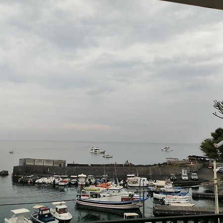Acirealevacanze - Romantica Camera Sul Mare Kültér fotó
