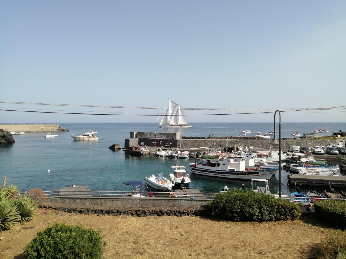 Acirealevacanze - Romantica Camera Sul Mare Kültér fotó