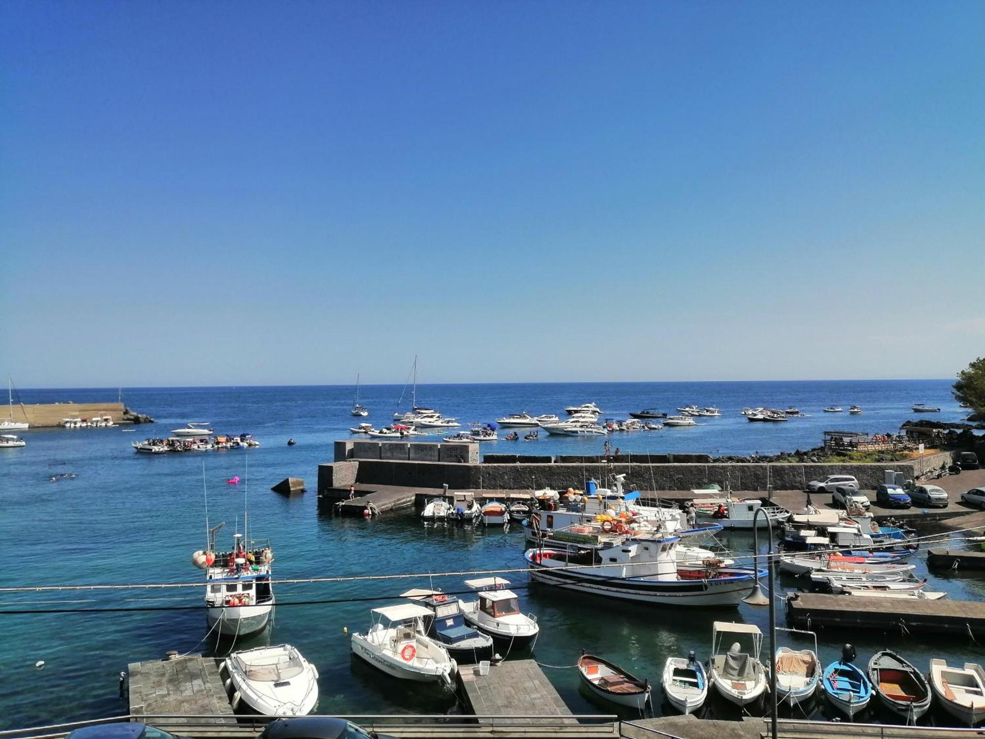 Acirealevacanze - Romantica Camera Sul Mare Kültér fotó